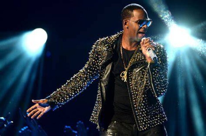 R. Kelly At The BET Experience