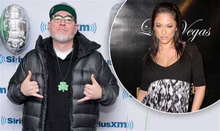 Rapper Everlast Wife lisa Schrody
