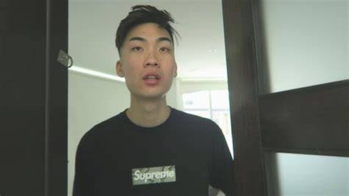 RiceGum being a supreme fanboy