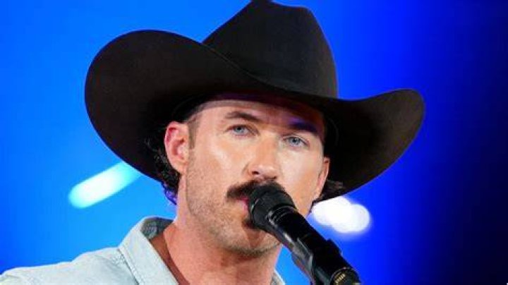 Riley Green♡︎ in 2021 Country boys, Country music artists, Hot country boys