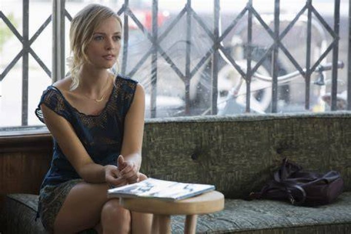 Are Ruth Kearney and Theo James married? Know about their lovelife. Ruth Kearney on Flaked