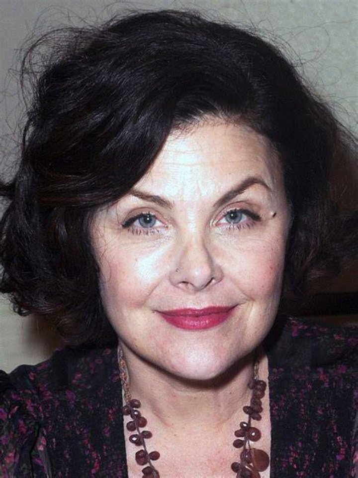 Did you know where these celebrities have moles and birthmarks on their body?? Sherilyn Fenn