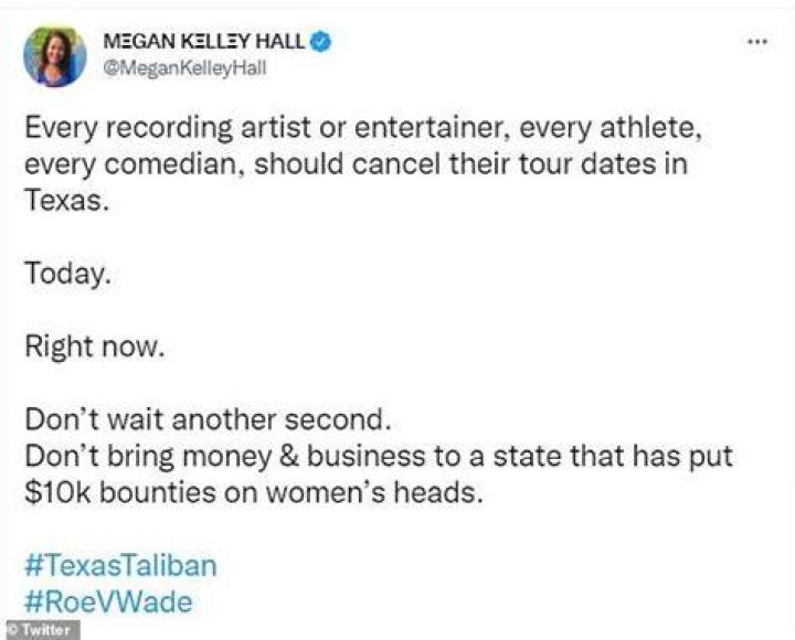 Drew Carey & Nicole Jaracz Call Off Engagement Source: Daily Mail ( Kelley tweeted a cryptic message)