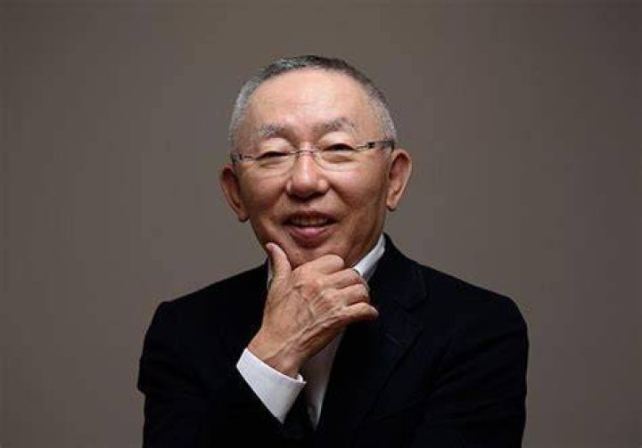 Tadashi Yanai photo