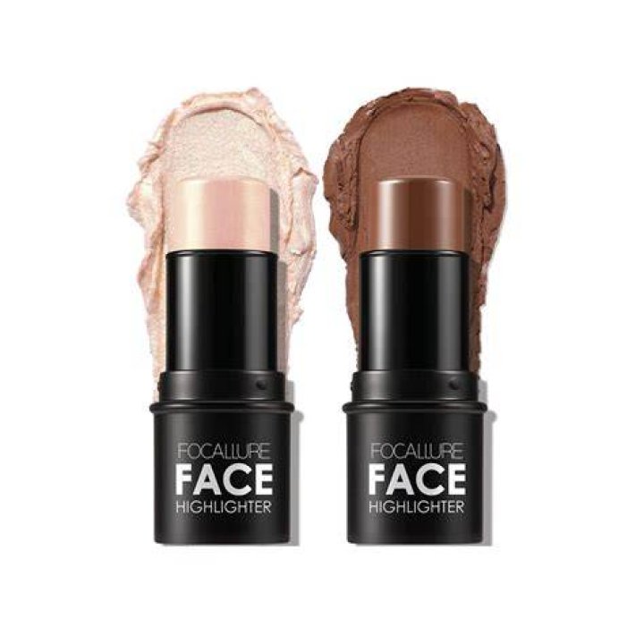 The 12 Best Bronzing Sticks, Hands Down Who What Wear