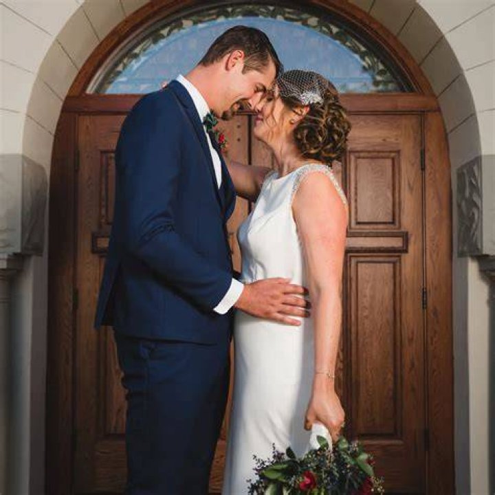 The Wedding Picture of Katie Holmes and Tom Cruise