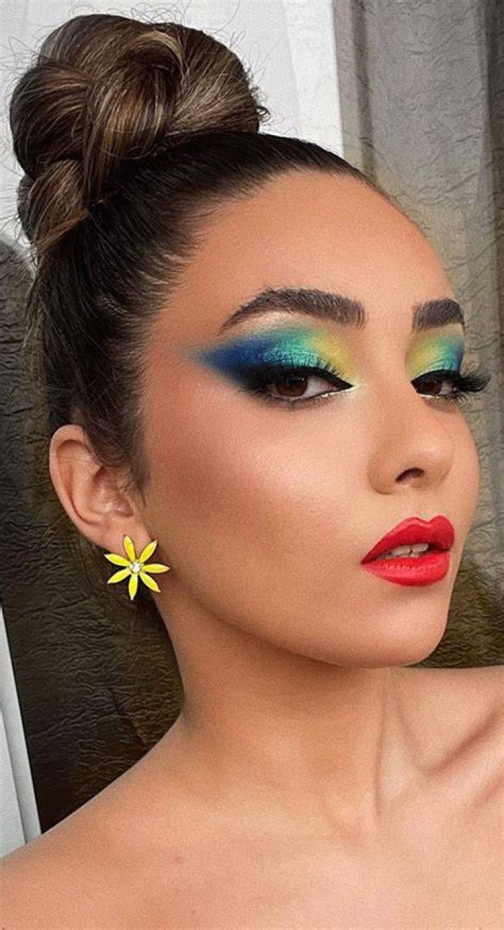 This is what it looks like after the use of Anastasia Soare's brand Anastasia Beverly Hills products.