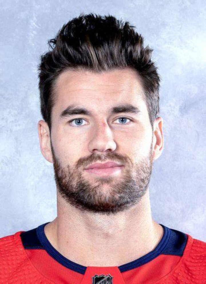 Tom Wilson photo 3