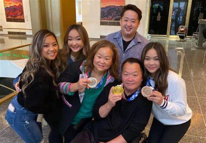 Watch Suni Lee reunites with family on TODAY Show after winning 3