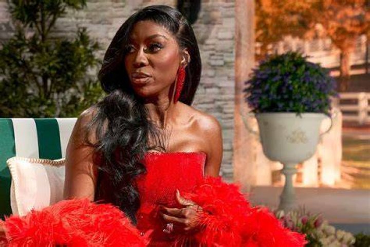 Wendy Osefo introduced her new friends to the world after breast augmentation surgery!