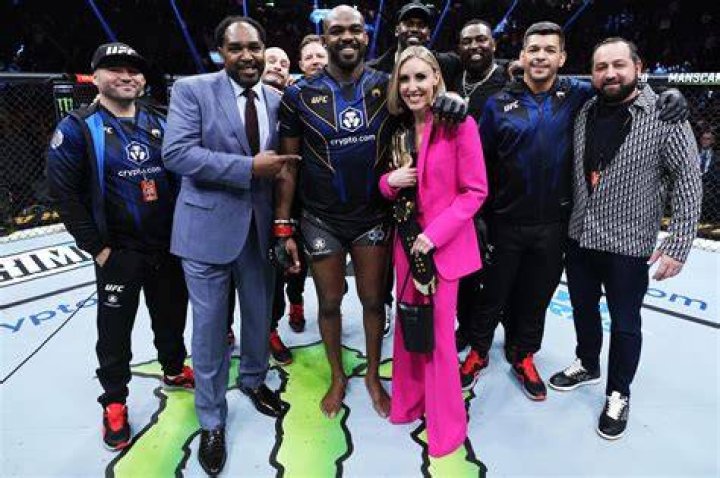 Who is Jessie Moses and is she the wife of Jon Jones, age, family